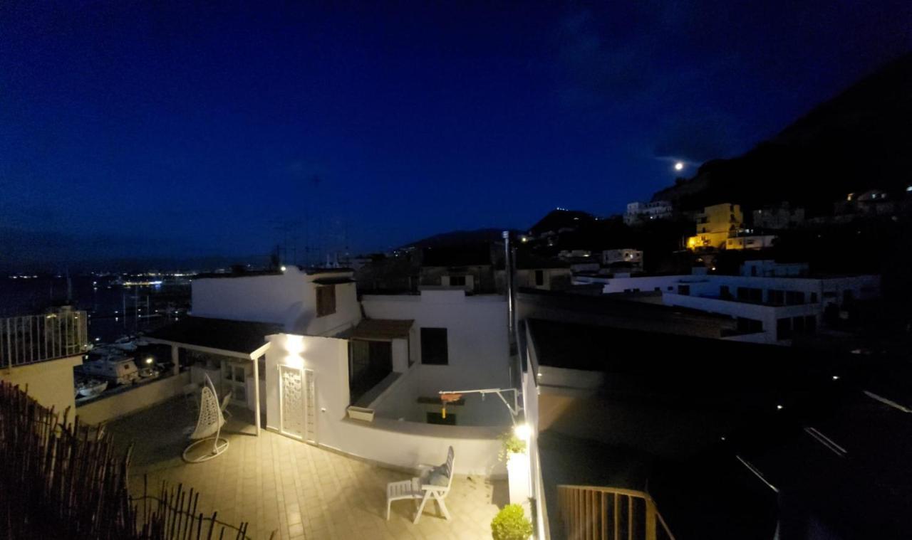 Bed and Breakfast Coralinetiny Castellammare di Stabia Exterior foto
